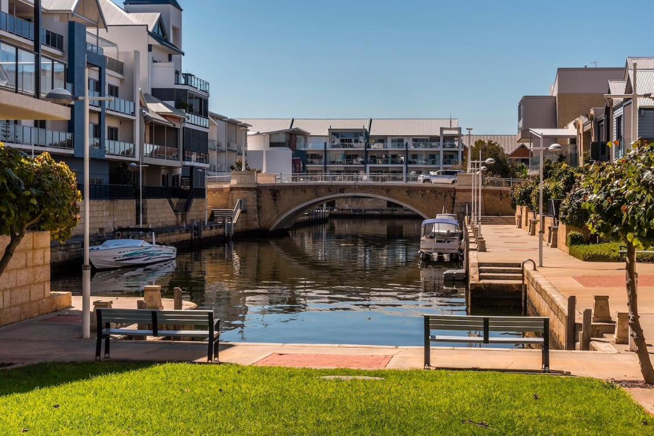 The Hutt On Mandurah Marina Daire Dış mekan fotoğraf